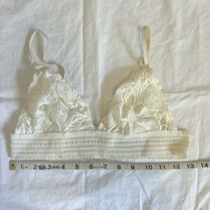 American Eagle Aerie White Lacy Bralette
